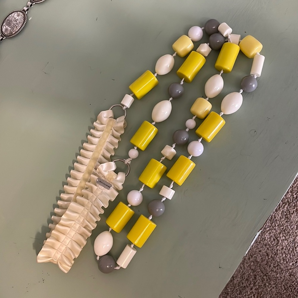 Chunky bead necklace